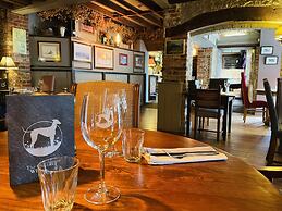 Greyhound Inn