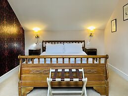 Greyhound Inn
