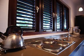 Bantopa Apartments & Villas