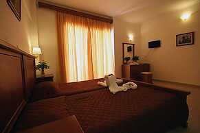 Castro Beach Hotel