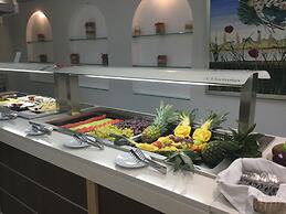 Castro Beach Hotel