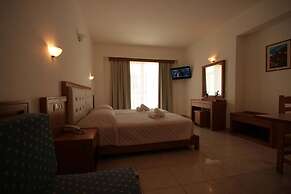 Castro Beach Hotel