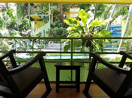 Paradise Inn