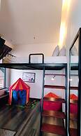Roomies Suites