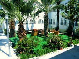 Chronos Beach Otel