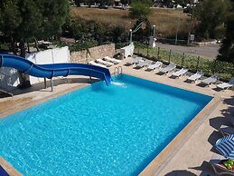 Chronos Beach Otel