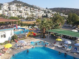 Chronos Beach Otel