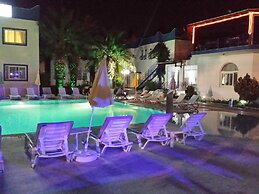 Chronos Beach Otel