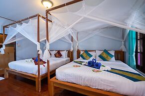 Lipe Beach Resort