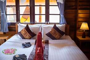 Lipe Beach Resort