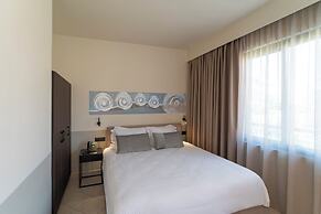 Mariette Rhodes Urban Suites