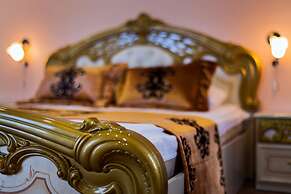 SM Royal Hotel
