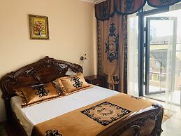 SM Royal Hotel