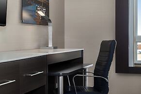 Holiday Inn Express & Suites Cold Lake by IHG