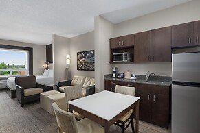 Holiday Inn Express & Suites Cold Lake by IHG