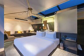 W Amsterdam