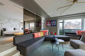 W Amsterdam