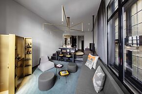 W Amsterdam