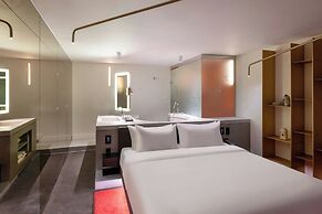 W Amsterdam