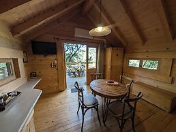 Hotel Les Cabanes Dans Les Bois