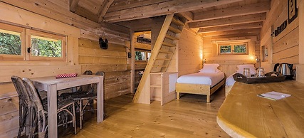Hotel Les Cabanes Dans Les Bois