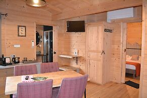 Hotel Les Cabanes Dans Les Bois