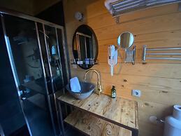 Hotel Les Cabanes Dans Les Bois