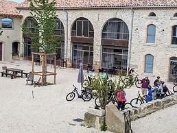 Hotel Les Cabanes Dans Les Bois