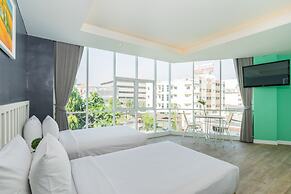 Ratchada Point Hotel
