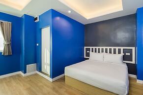 Ratchada Point Hotel
