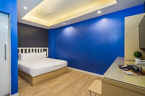Ratchada Point Hotel