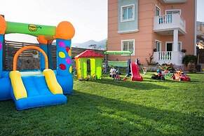 King's Village Apartments