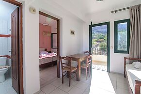 Ariadni Palace Apartments