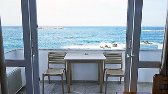 Klinakis Beach Hotel