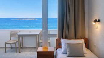 Klinakis Beach Hotel