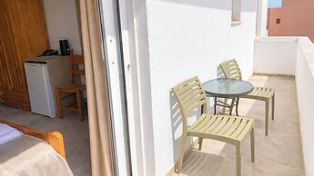 Klinakis Beach Hotel