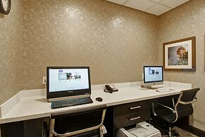 Hampton Inn & Suites by Hilton Saskatoon Airport