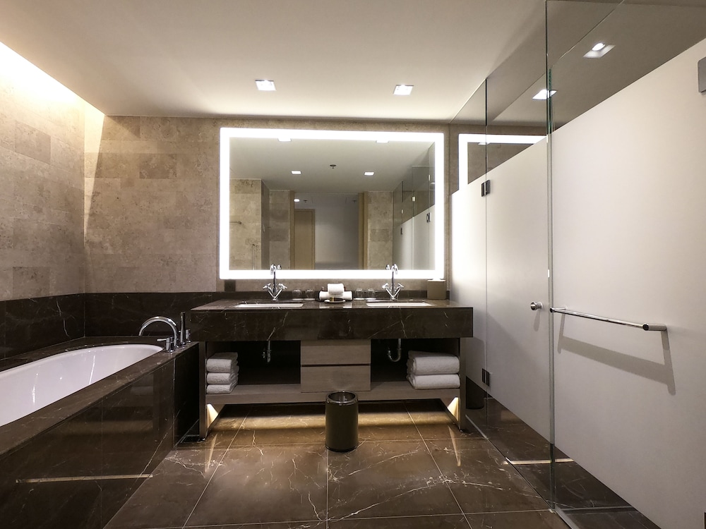 Taipei Marriott Hotel