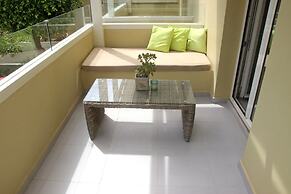 Effi Apartments