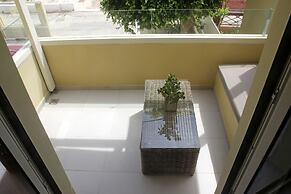 Effi Apartments