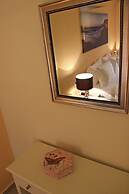 Effi Apartments