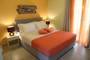 Effi Apartments