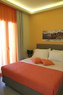 Effi Apartments