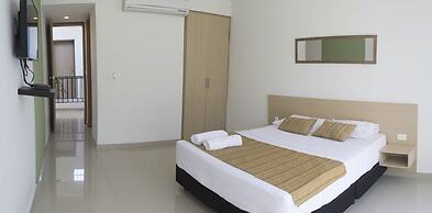 Color Hostel