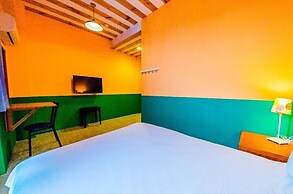 Oasis Inn