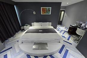 Galaxy Hotel