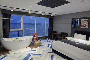 Galaxy Hotel