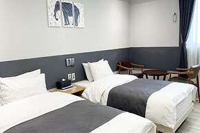 Galaxy Hotel