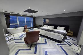 Galaxy Hotel