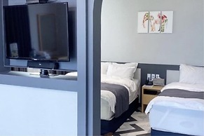 Galaxy Hotel